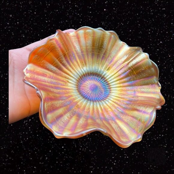 Fenton Glass Stippled Rays Scale Band Exterior Iridescent Bowl Marigold 6.5”W 2” - Picture 7 of 12